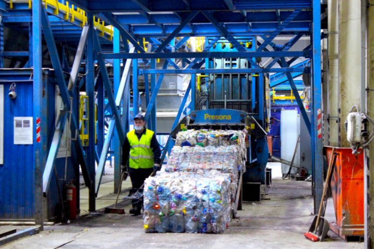 Мониторинг работы КПО «ЮГ» провели специалисты ЖКХ и жители округа