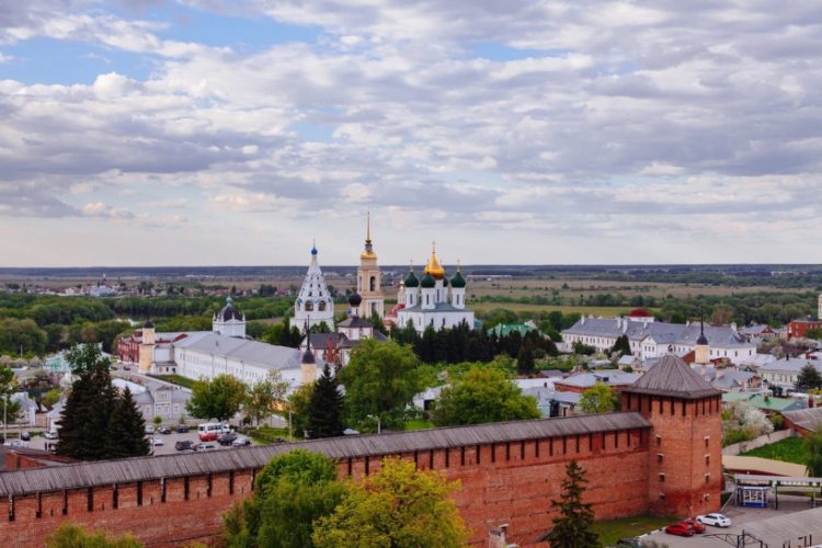 Коломенский кремль рекомендован туристам к обязательному посещению этим летом Коломенский кремль рекомендован туристам к обязательному посещению этим летом